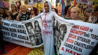 Istanbul Demonstrators Cry Out Against Murder Of Transgender Woman, Activist